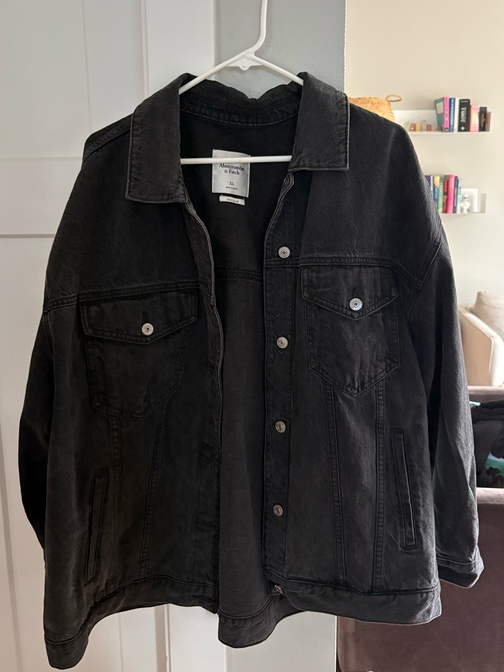 Abercrombie & Fitch Women’s Oversized Black Denim Jacket Size XL